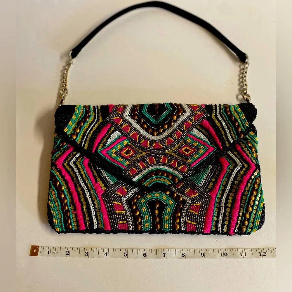 Twig & Arrow Gorgeous beaded shoulder bag.In excellent condition.Chain straight